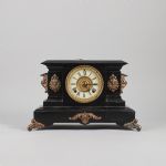 577832 Table clock